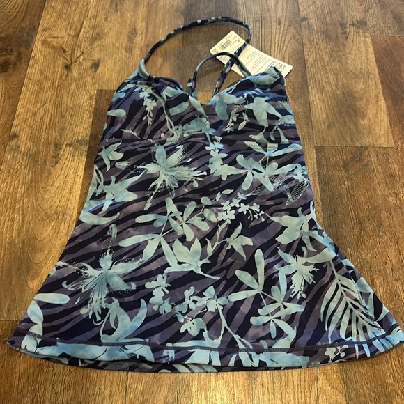 Athleta Other - Athleta A-C Triangle Printed Tankini sz XS NWT